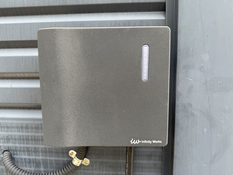 충전기 설치완료