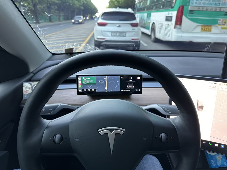 테슬라 8.8인치 카플레이 계기판
